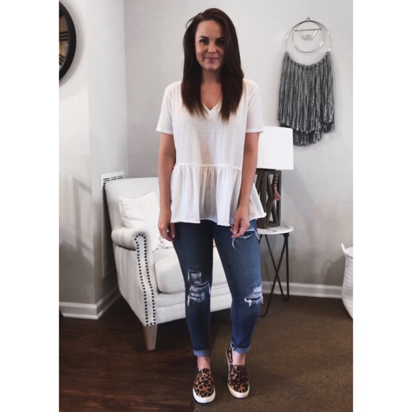 entro Tops - V-neck White Peplum Tee